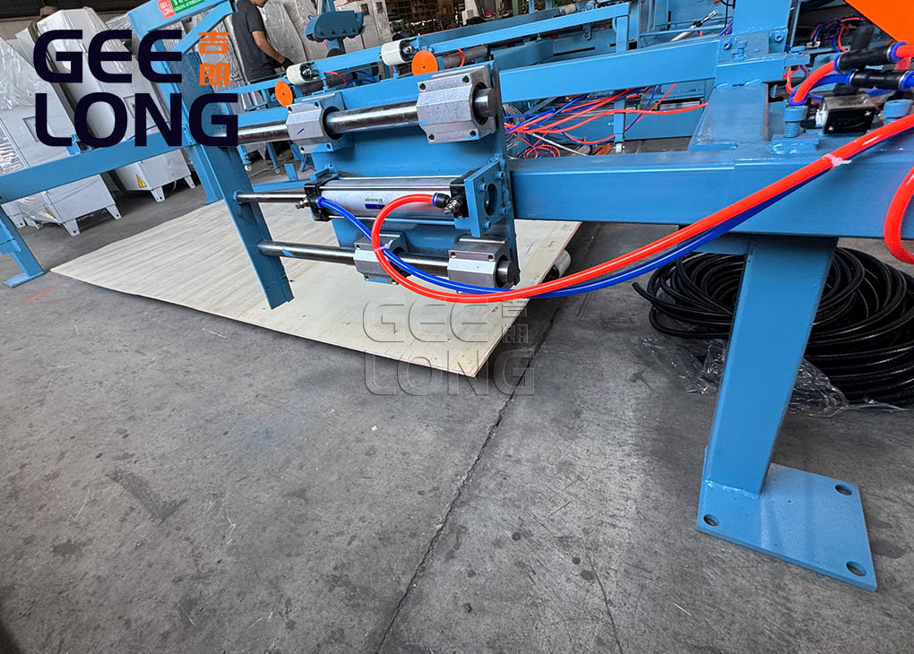 Advanced Automatic Plywood Cutting Machine Custom Size Trimming Geelong Machinery